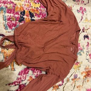 American eagle open back long sleeve top